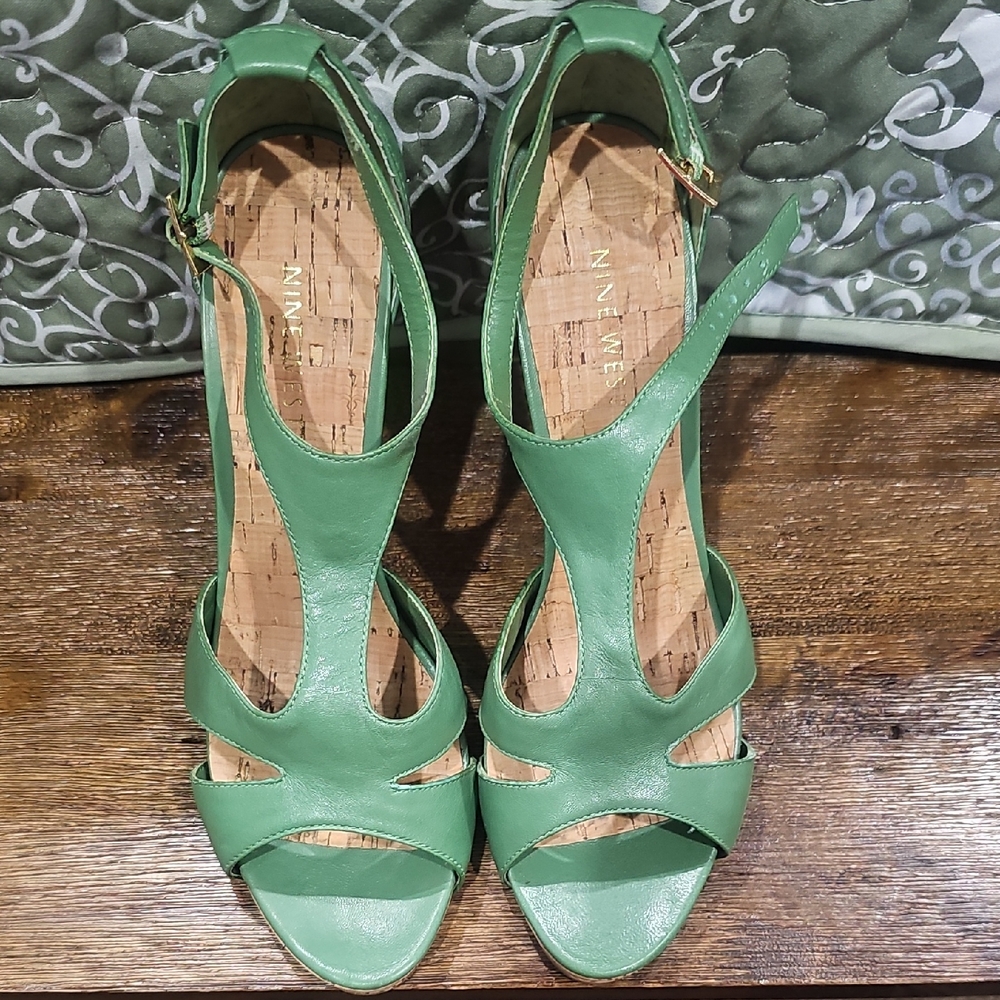 Nine West Green Strappy Sandals